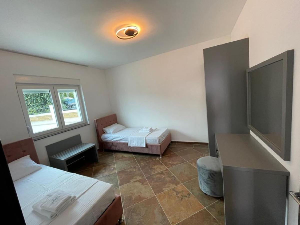 Zodea Apartments Dobra Voda Extérieur photo